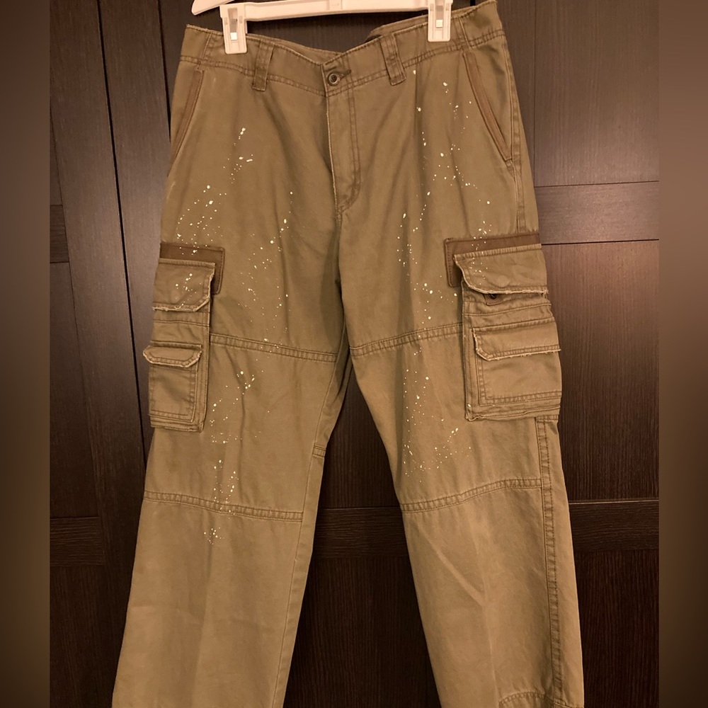 Fun Old Navy pants with tons of pockets!